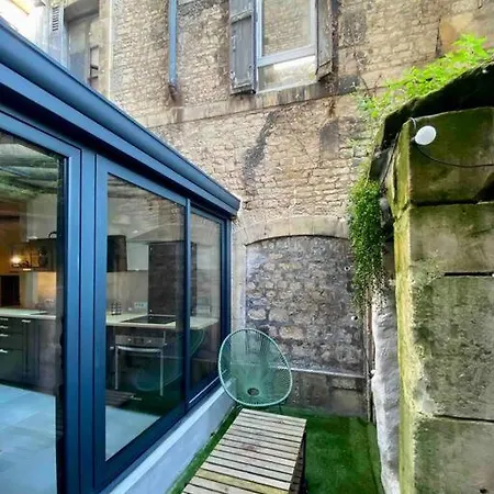 Апартаменти Sublime Typique Hypercentre